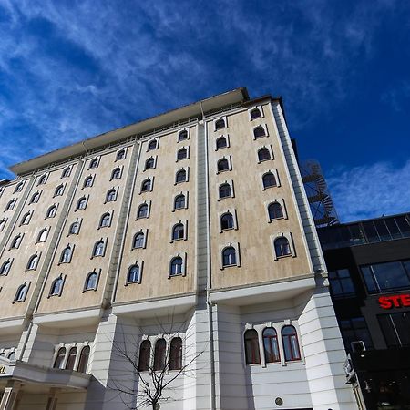 Sivas Bueyuek Hotel Exterior photo